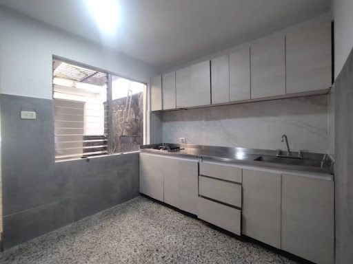 Casa en arriendo Antioquia Envigado El Dorado 120 m2 Habitaciones 3 Baños 2 Garajes 0 Precio $2900000
