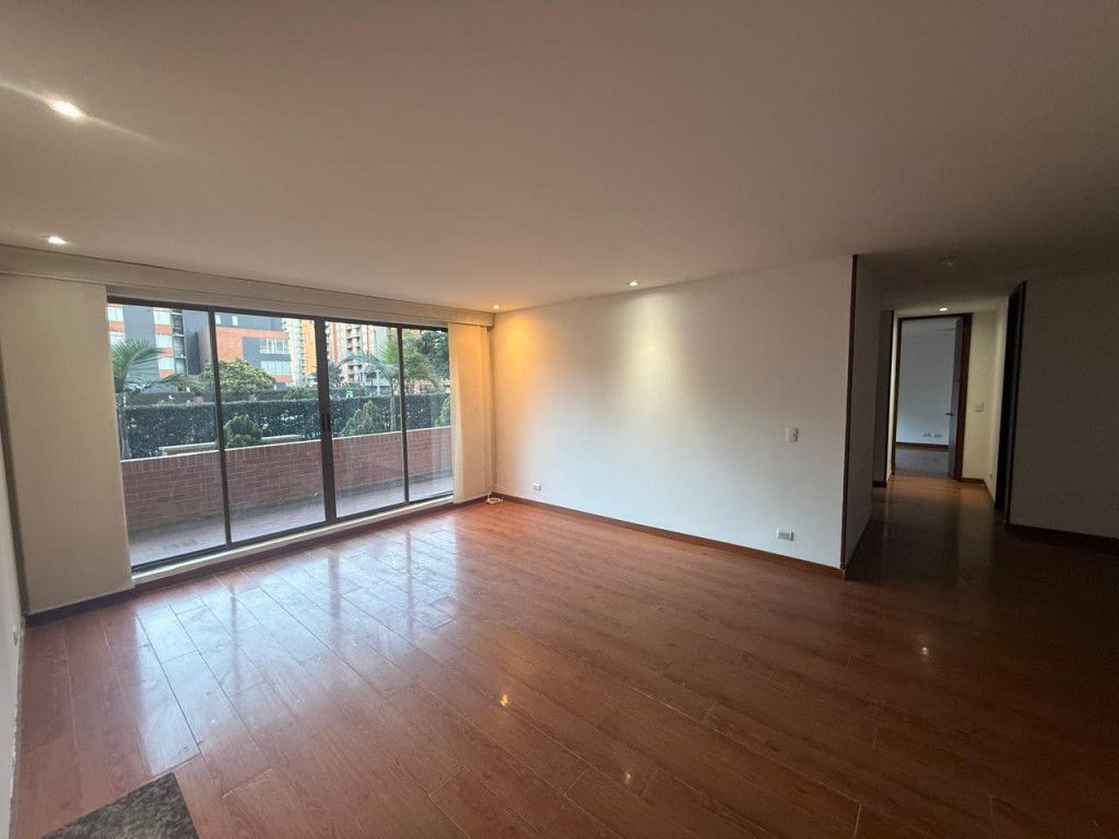 Apartamento en venta Cundinamarca Bogotá El Plan 92 m2 Habitaciones 3 Baños 2 Garajes 1 Precio $750000000