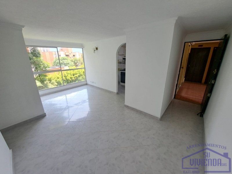Apartamento en arriendo Antioquia Envigado Lombardia 65 m2 Habitaciones 3 Baños 2 Garajes 0 Precio $2600000