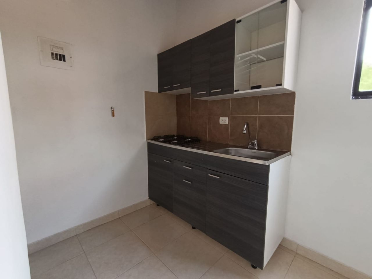 Apartamento en arriendo Antioquia Medellín La Castellana 70 m2 Habitaciones 2 Baños 1 Garajes 0 Precio $2800000