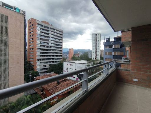 Apartaestudio en arriendo Antioquia Medellín El Poblado 50 m2 Habitaciones 1 Baños 2 Garajes 1 Precio $3300000