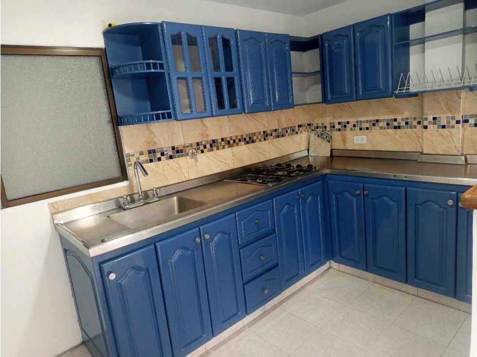 Casa en arriendo Antioquia Medellín Manrique Central No1 72 m2 Habitaciones 3 Baños 2 Garajes 0 Precio $2000000