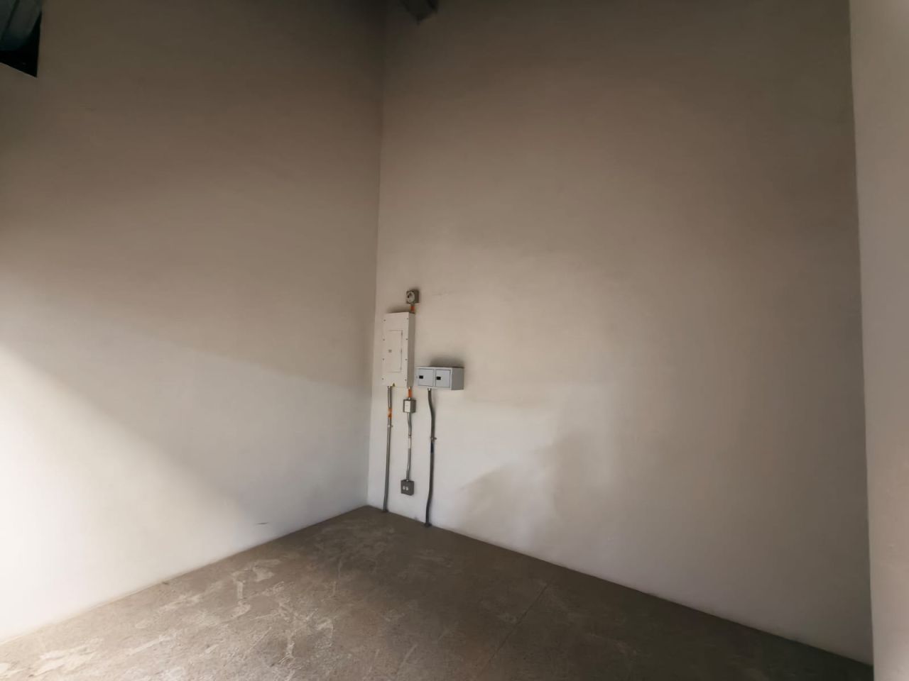 Local en arriendo Antioquia Bello Parque Tulio Ospina 13 m2 Habitaciones 0 Baños 0 Garajes 0 Precio $2113650