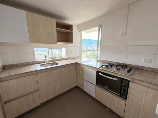 Apartamento en arriendo Antioquia Medellín El Rincon 75 m2 Habitaciones 3 Baños 2 Garajes 1 Precio $3100000