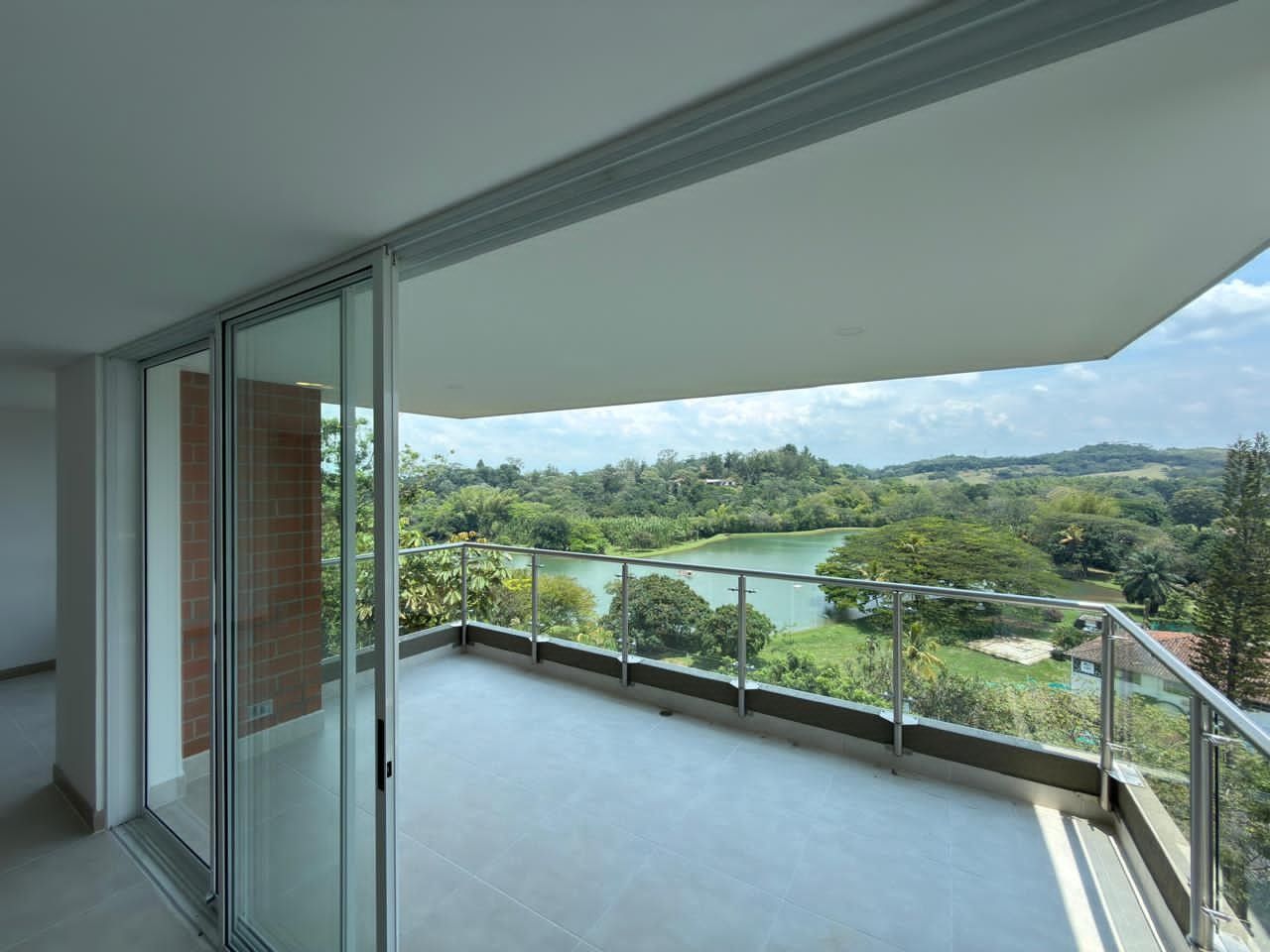 Apartamento en arriendo Valle Del Cauca Jamundí Jamundí 97 m2 Habitaciones 2 Baños 2 Garajes 2 Precio $3500000