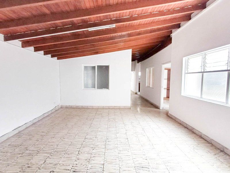 Casa en arriendo Antioquia Medellín Boston 140 m2 Habitaciones 4 Baños 4 Garajes 0 Precio $2600000