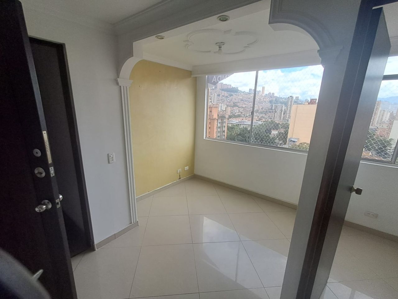 Apartamento en arriendo Antioquia Medellín Boston 35 m2 Habitaciones 2 Baños 1 Garajes 0 Precio $1667300