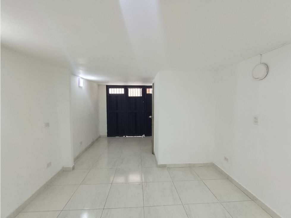 Local en arriendo Antioquia Medellín La Ladera 30 m2 Habitaciones 0 Baños 0 Garajes 0 Precio $950000
