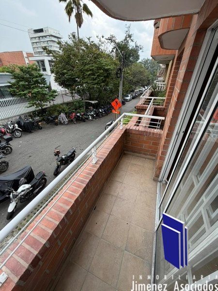 Apartamento en arriendo Antioquia Medellín Los Alpes 55 m2 Habitaciones 2 Baños 1 Garajes 0 Precio $2000000