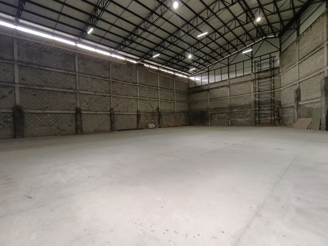 Bodega en arriendo Antioquia Guarne Centro 1200 m2 Habitaciones 0 Baños 2 Garajes 3 Precio $20000000