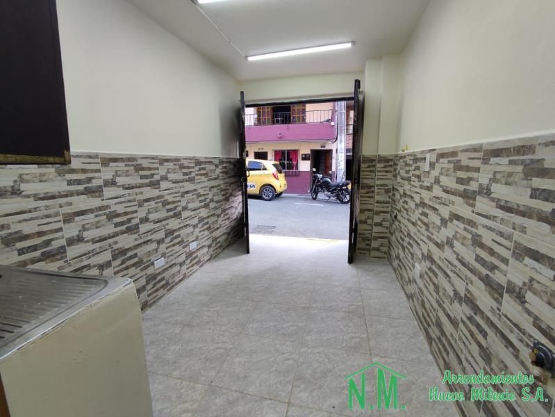 Local en arriendo Antioquia Envigado La Mina 10 m2 Habitaciones 0 Baños 1 Garajes 0 Precio $1100000