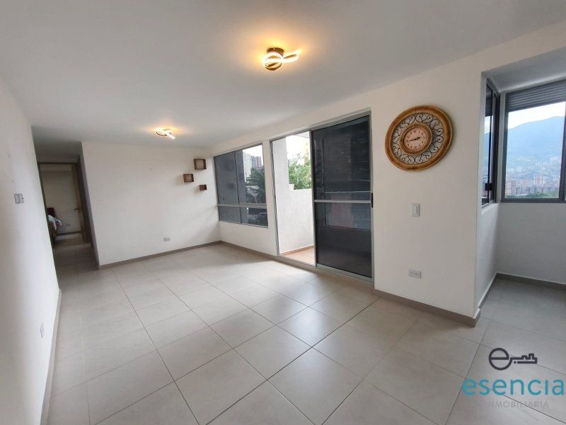 Apartamento en arriendo Antioquia Envigado Loma Del Barro 70 m2 Habitaciones 3 Baños 2 Garajes 0 Precio $3000000