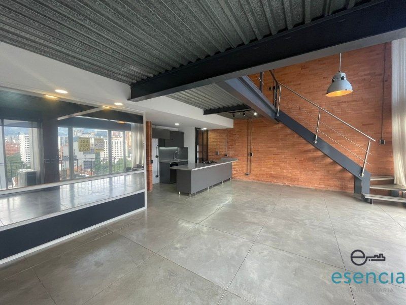 Apartaestudio en arriendo Antioquia Medellín Astorga 125 m2 Habitaciones 1 Baños 2 Garajes 3 Precio $8000000