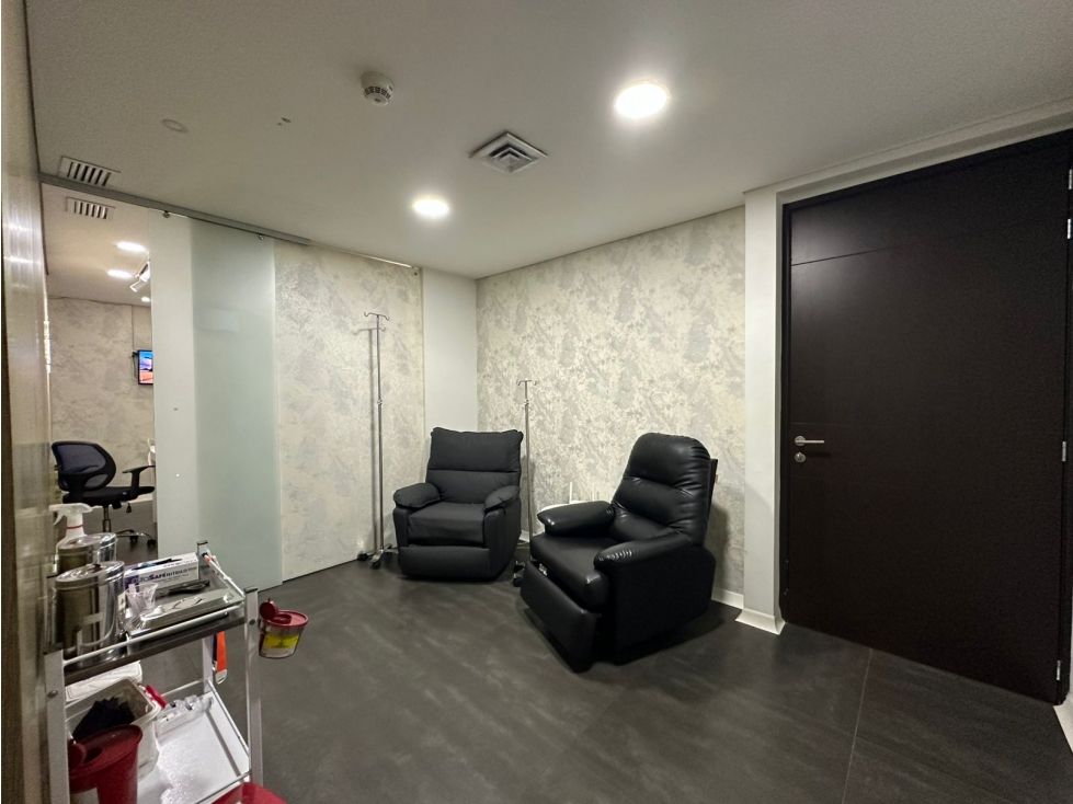 Consultorio en venta Antioquia Medellín Noel 66 m2 Habitaciones 0 Baños 1 Garajes 2 Precio $1120000000