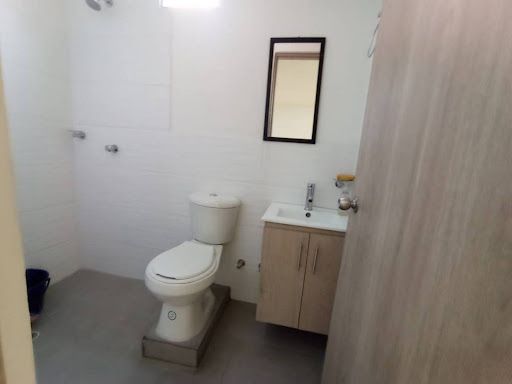 Oficina en arriendo Antioquia Medellín Calasanz 5 m2 Habitaciones 0 Baños 1 Garajes 0 Precio $3300000