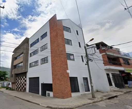 Bodega en arriendo Santander Girón La Esmeralda 285 m2 Habitaciones 0 Baños 3 Garajes 0 Precio $8000000