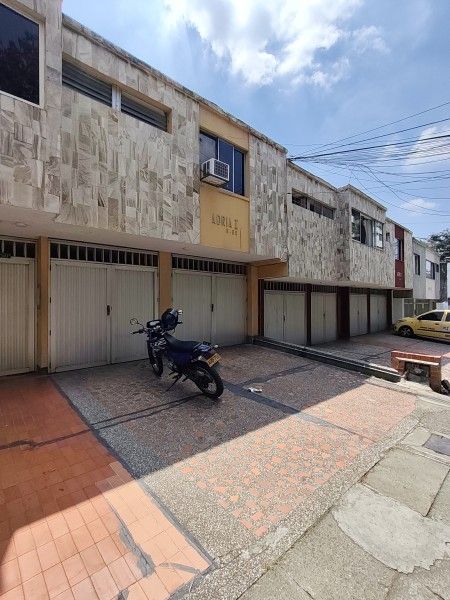 Apartamento en venta Valle Del Cauca Cali San Fernando Viejo 79 m2 Habitaciones 3 Baños 3 Garajes 0 Precio $195000000