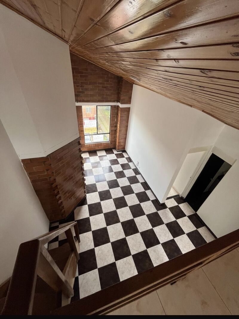 Apartamento en venta Cundinamarca Bogotá Villas De Granada Et I 69 m2 Habitaciones 3 Baños 1 Garajes 0 Precio $240000000