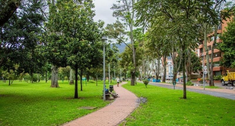 Casa en venta Cundinamarca Bogotá Caobos Salazar 121 m2 Habitaciones 3 Baños 3 Garajes 2 Precio $650000000