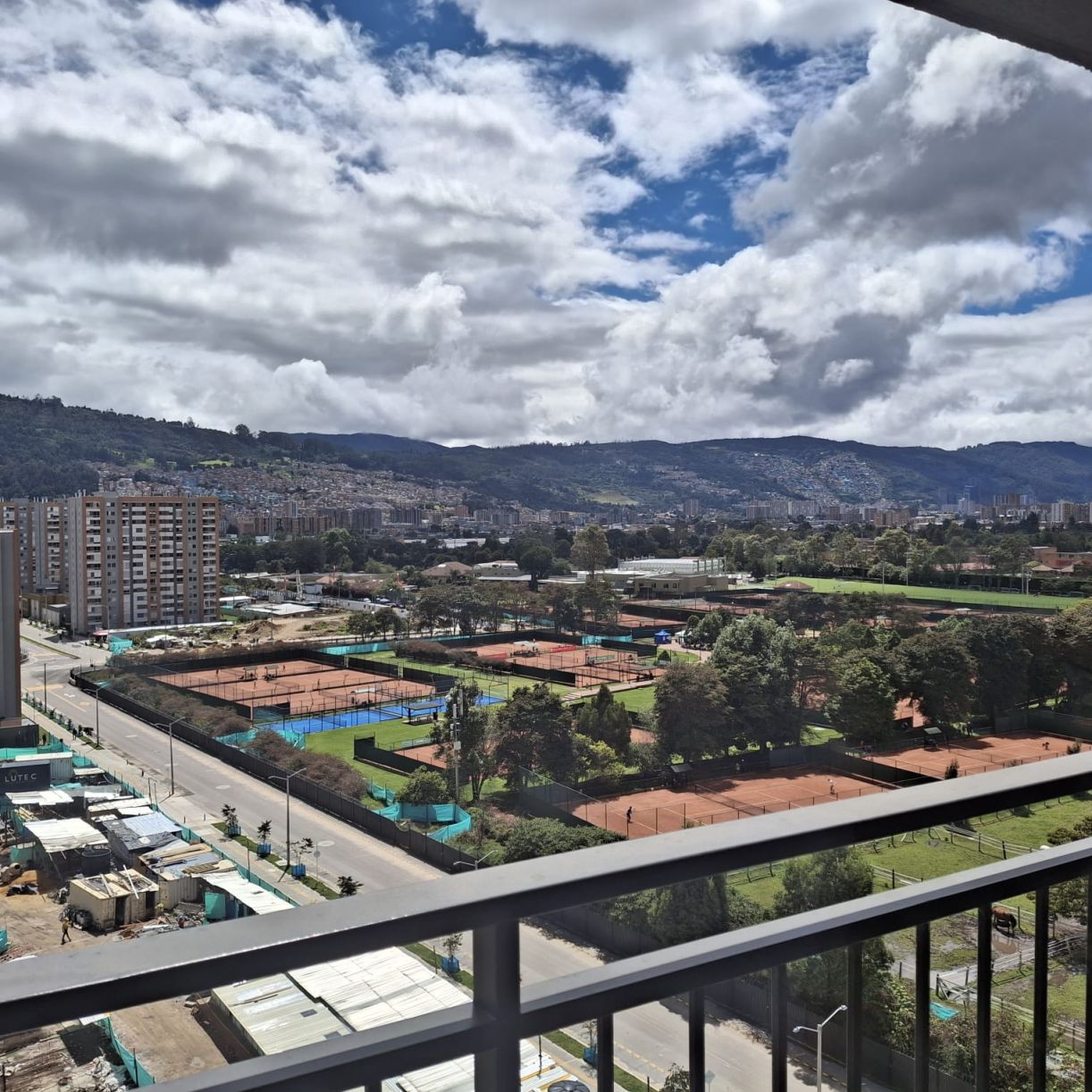 Apartamento en arriendo Cundinamarca Bogotá Canaima 70 m2 Habitaciones 2 Baños 2 Garajes 1 Precio $2900000
