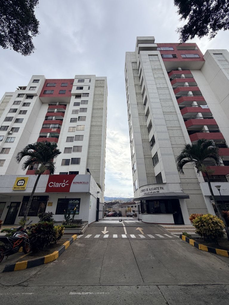 Apartamento en venta Valle Del Cauca Cali Nueva Tequendama 137 m2 Habitaciones 4 Baños 2 Garajes 1 Precio $650000000