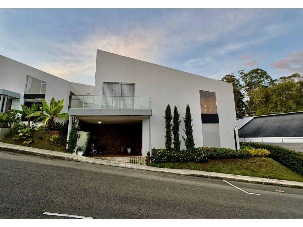 Casa en venta Antioquia El Retiro Vereda Villa Elena 190 m2 Habitaciones 3 Baños 4 Garajes 0 Precio $1200000000