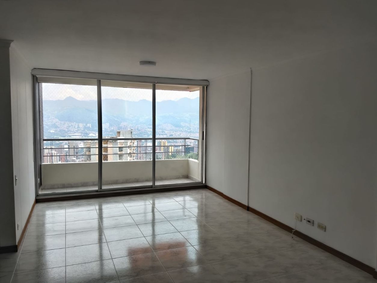 Apartamento en arriendo Antioquia Medellín Altos Del Poblado 100 m2 Habitaciones 3 Baños 2 Garajes 2 Precio $5200000