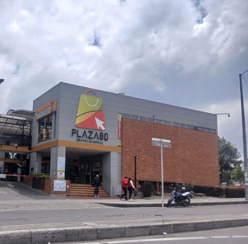 Local en venta Cundinamarca Bogotá Santa Rosa 29 m2 Habitaciones 0 Baños 0 Garajes 0 Precio $360000000