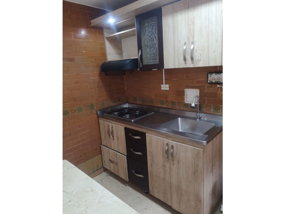 Apartamento en arriendo Antioquia Envigado Loma Del Barro 60 m2 Habitaciones 3 Baños 2 Garajes 0 Precio $1900000