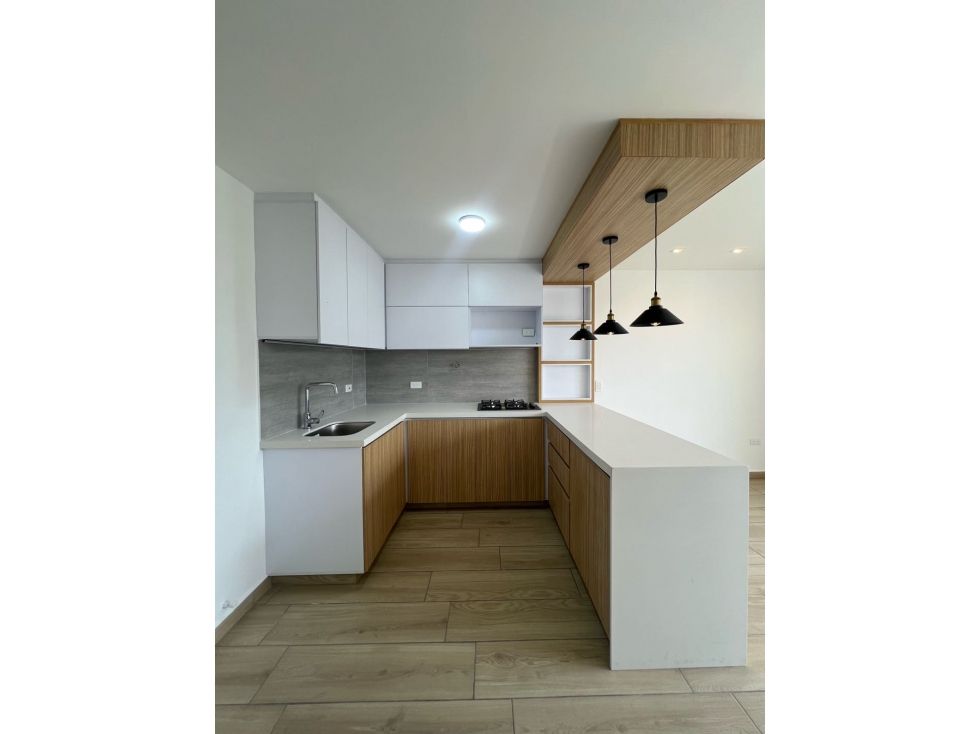 Apartamento en arriendo Antioquia Sabaneta Calle Larga 67 m2 Habitaciones 2 Baños 2 Garajes 1 Precio $3000000
