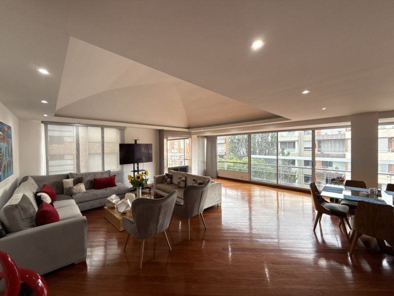 Apartamento en venta Cundinamarca Bogotá San Patricio 259 m2 Habitaciones 4 Baños 4 Garajes 4 Precio $1800000000