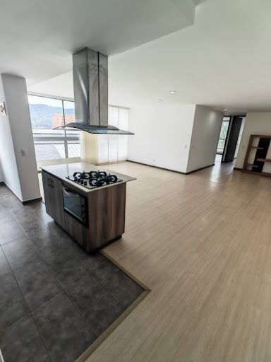 Apartamento en arriendo Antioquia Envigado Villa Grande 112 m2 Habitaciones 3 Baños 3 Garajes 2 Precio $5600000