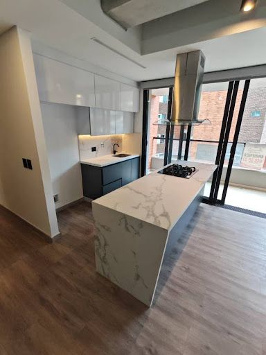 Apartamento en arriendo Antioquia Envigado El Esmeraldal 82 m2 Habitaciones 2 Baños 2 Garajes 1 Precio $5500000