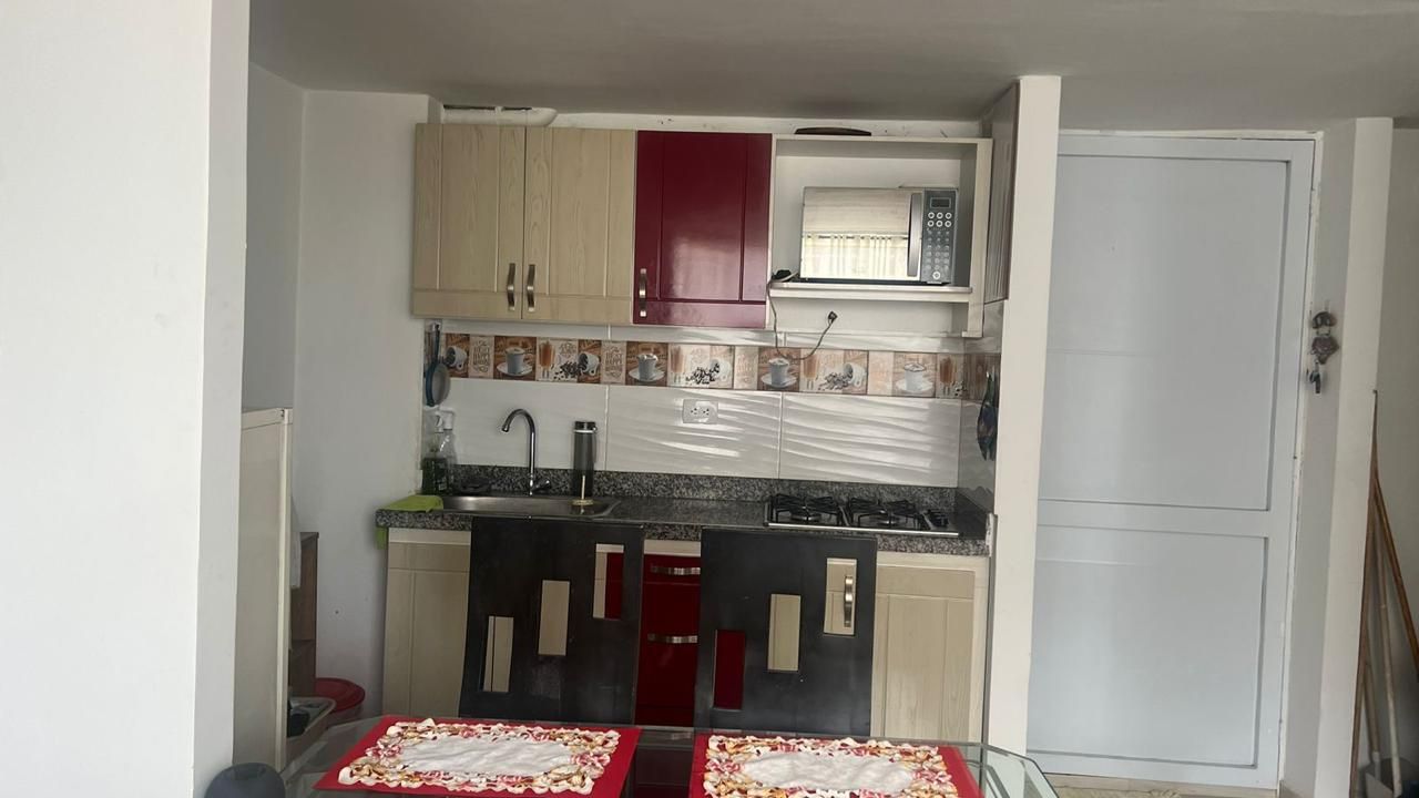 Apartamento en venta Cundinamarca Bogotá Villa Teresita 42 m2 Habitaciones 2 Baños 1 Garajes 0 Precio $215000000