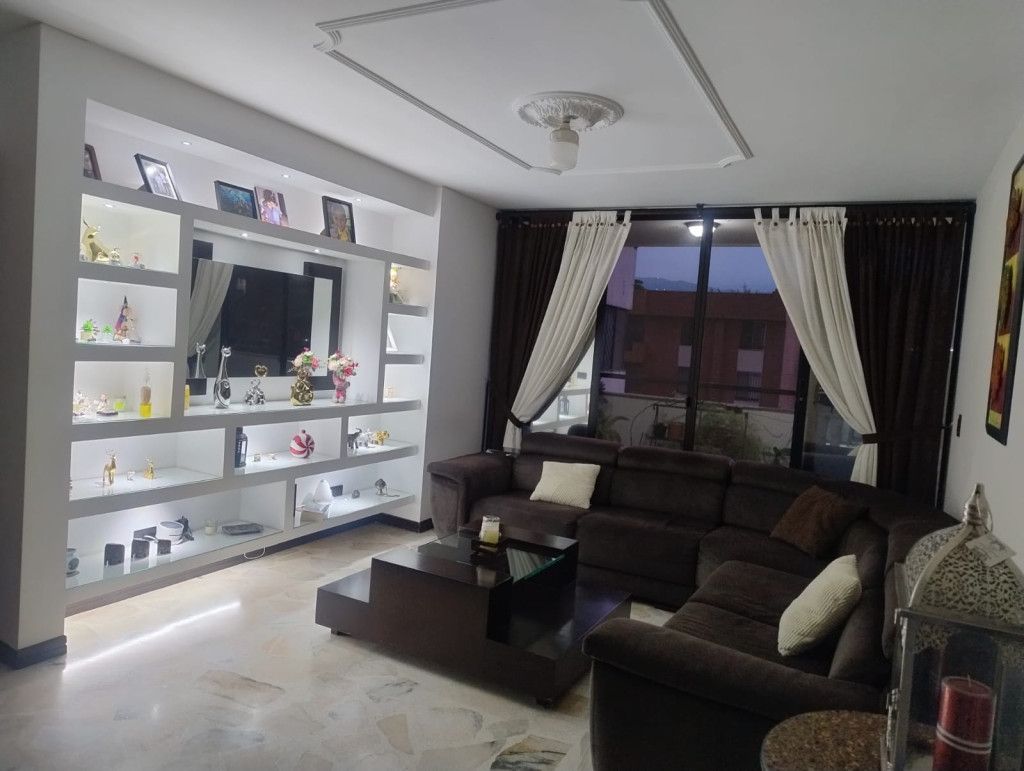 Apartamento en venta Valle Del Cauca Cali Conjunto Residencial Cipres 145 m2 Habitaciones 3 Baños 3 Garajes 2 Precio $585000000