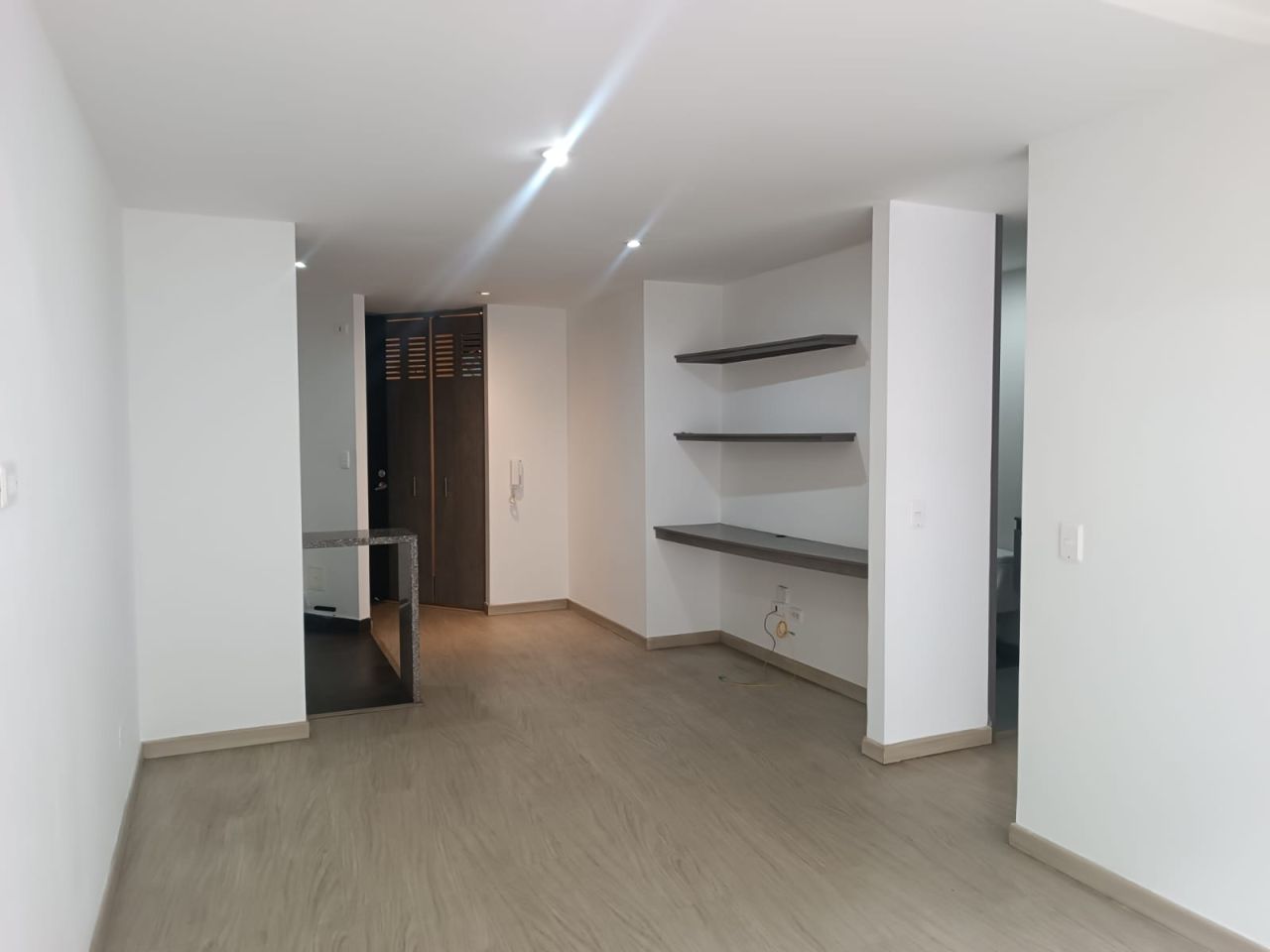 Apartamento en arriendo Cundinamarca Bogotá Bosque Calderón 71 m2 Habitaciones 2 Baños 2 Garajes 0 Precio $3900000