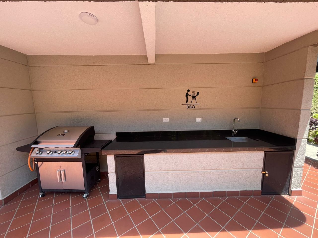 Apartamento en arriendo Antioquia Medellín Nazareth 50 m2 Habitaciones 3 Baños 1 Garajes 0 Precio $1500000