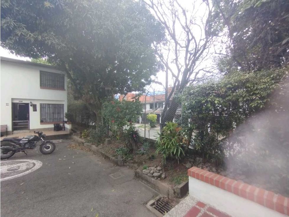 Casa en arriendo Antioquia Envigado El Dorado 140 m2 Habitaciones 4 Baños 3 Garajes 0 Precio $4400000