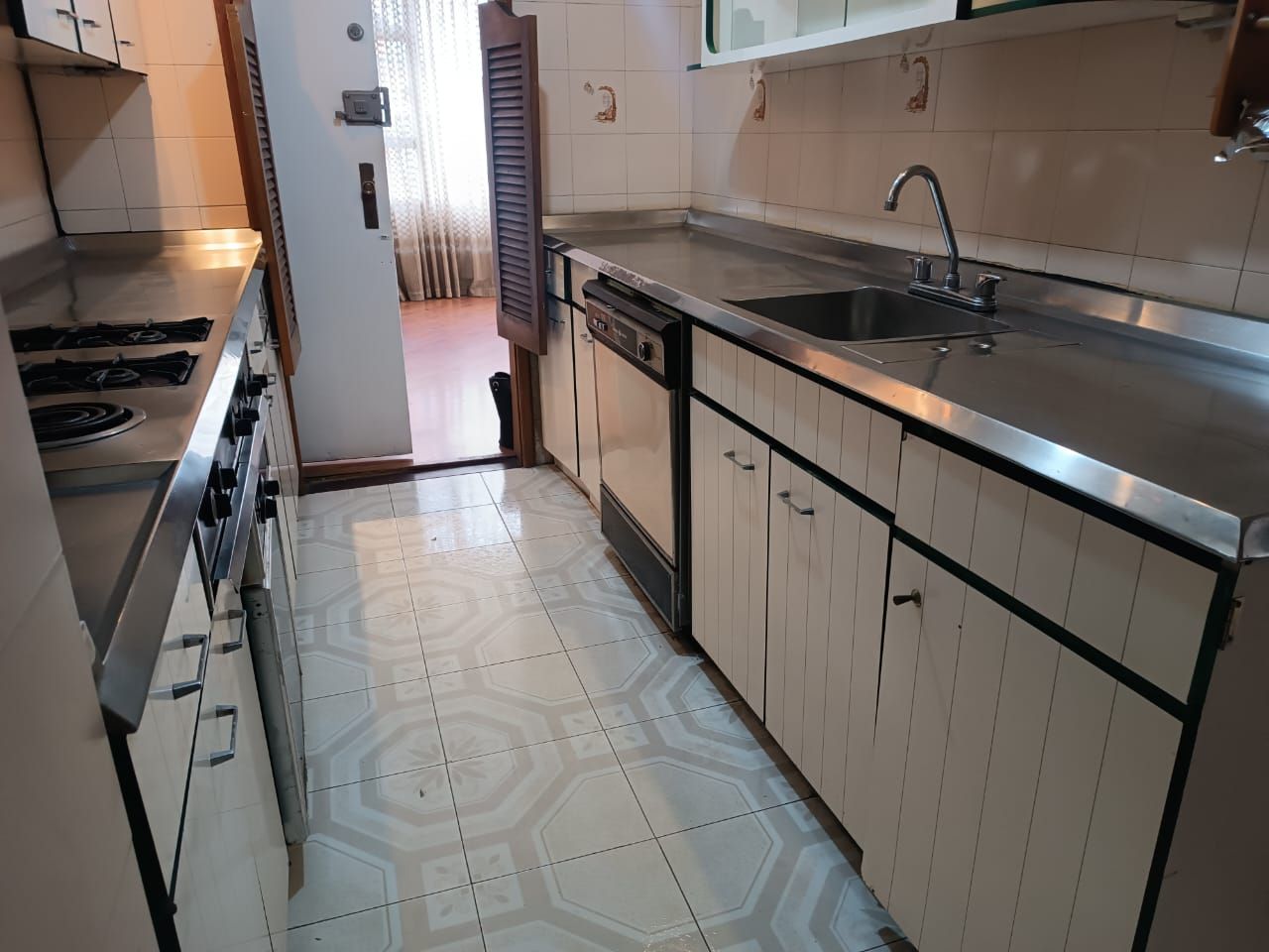 Apartamento en venta Cundinamarca Bogotá Sears 113 m2 Habitaciones 3 Baños 2 Garajes 0 Precio $530000000