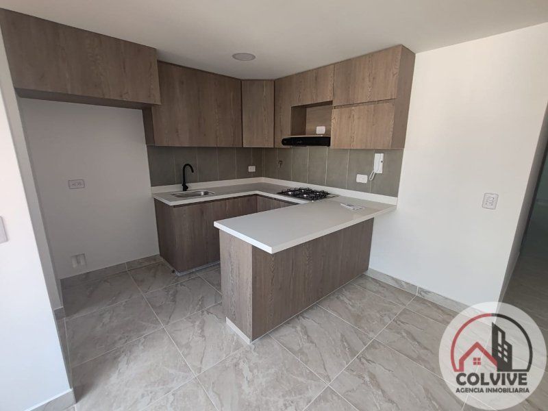 Apartaestudio en arriendo Antioquia Sabaneta Entre Amigos 50 m2 Habitaciones 1 Baños 1 Garajes 0 Precio $2000000