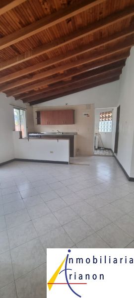 Apartamento en arriendo Antioquia Medellín San Bernardo 40 m2 Habitaciones 2 Baños 2 Garajes 0 Precio $1700000