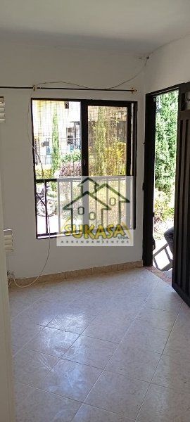 Apartamento en arriendo Antioquia Medellín Villa Flora 45 m2 Habitaciones 2 Baños 1 Garajes 0 Precio $950000