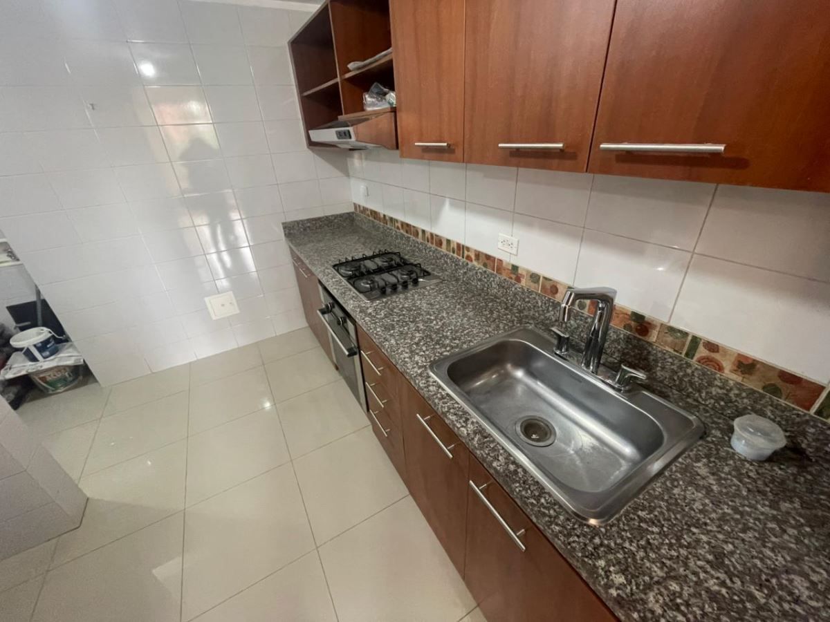 Apartamento en arriendo Cundinamarca Bogotá Lago Gaitan 50 m2 Habitaciones 3 Baños 2 Garajes 0 Precio $3800000