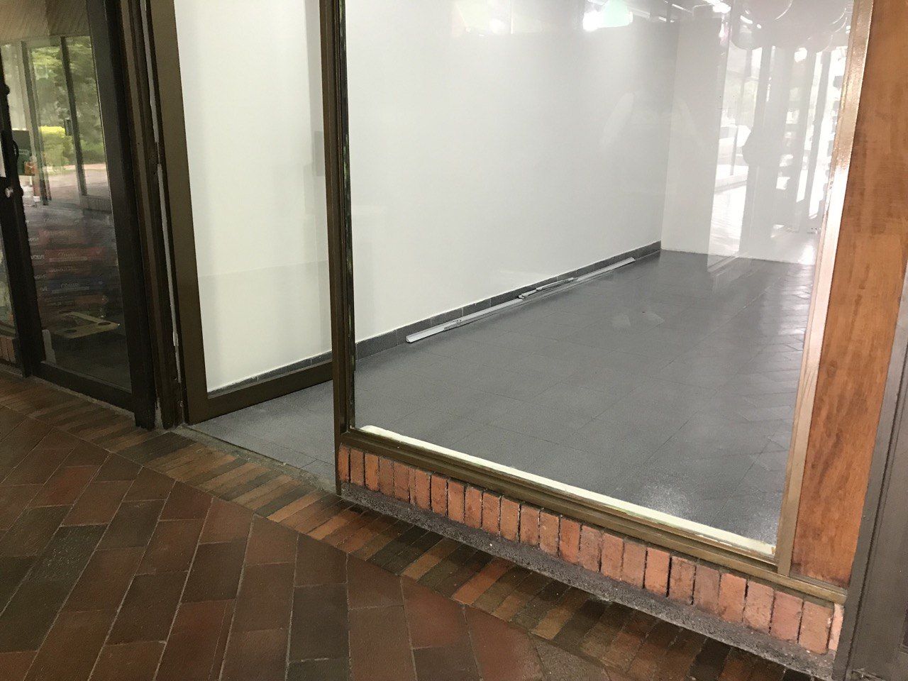 Local en arriendo o venta Cundinamarca Bogotá San Patricio 19 m2 Habitaciones 0 Baños 1 Garajes 0 Precio venta $150000000 Precio arriendo $1000000