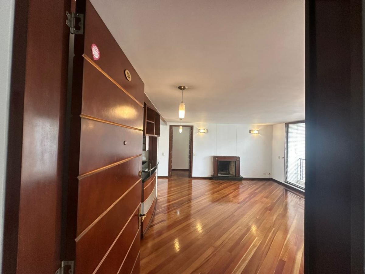 Apartamento en arriendo Cundinamarca Bogotá Ciudad Salitre Occidental 110 m2 Habitaciones 3 Baños 2 Garajes 2 Precio $5040000