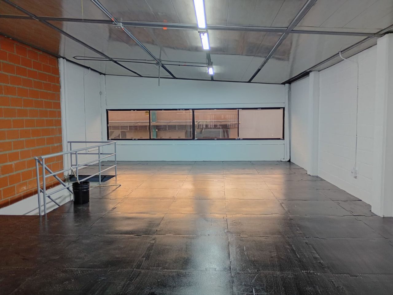 Bodega en arriendo Antioquia Medellín Campo Amor 230 m2 Habitaciones 0 Baños 2 Garajes 0 Precio $6600000