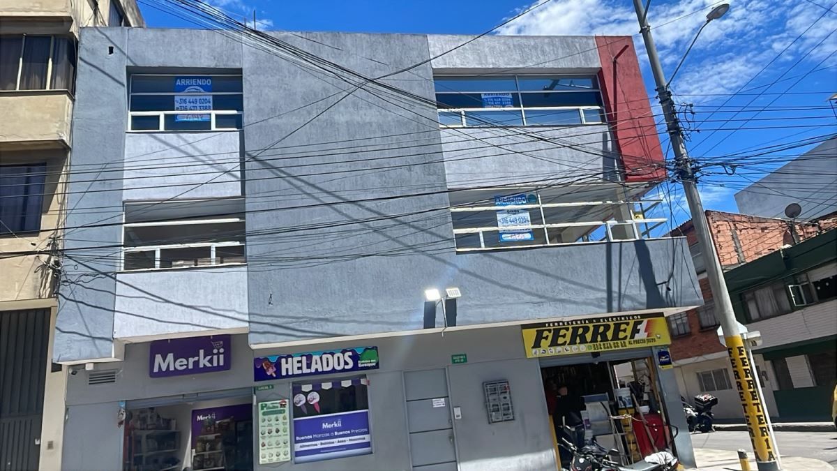 Local en arriendo Cundinamarca Bogotá Santa Rosa 50 m2 Habitaciones 0 Baños 1 Garajes 0 Precio $1950000