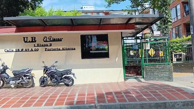 Apartamento en arriendo Valle Del Cauca Cali El Limonar 47 m2 Habitaciones 1 Baños 1 Garajes 0 Precio $1400000