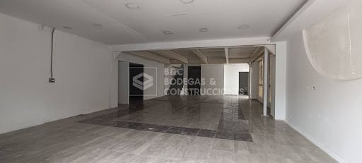 Bodega en arriendo Antioquia Medellín La Candelaria 400 m2 Habitaciones 0 Baños 2 Garajes 1 Precio $12000000