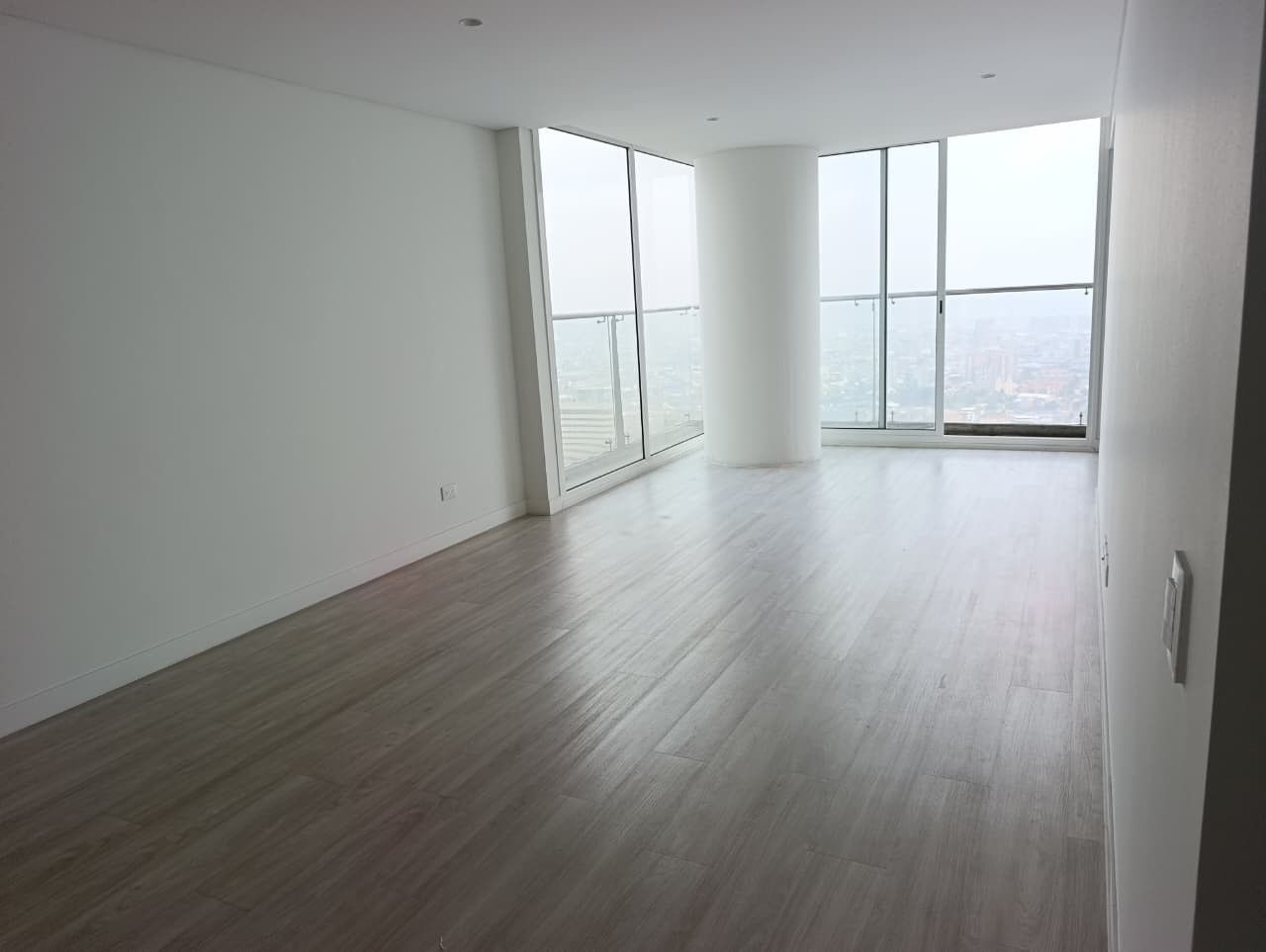 Apartamento en venta Cundinamarca Bogotá Las Nieves 131 m2 Habitaciones 3 Baños 3 Garajes 2 Precio $1329000000